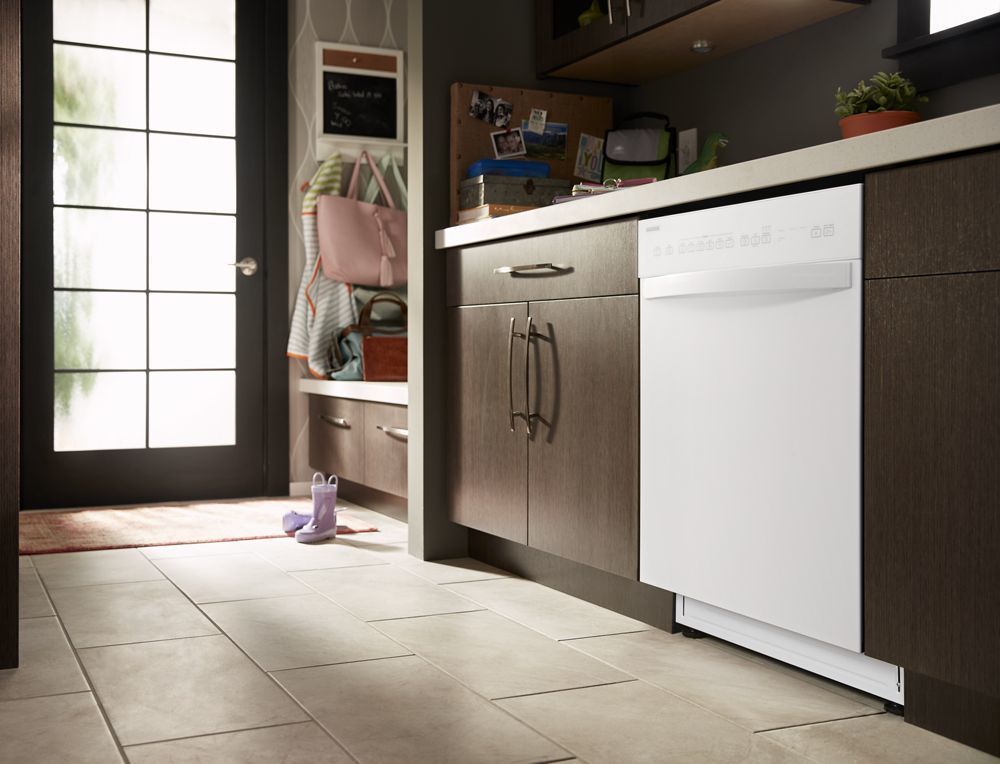 Whirlpool WDF550SAHW Quiet Dishwasher With Stainless Steel Tub