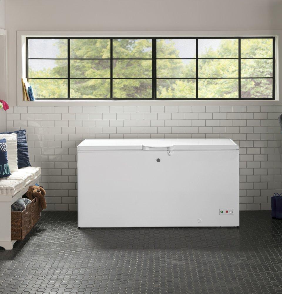 Ge Appliances FCM16SLWW Ge® 15.7 Cu. Ft. Manual Defrost Chest Freezer