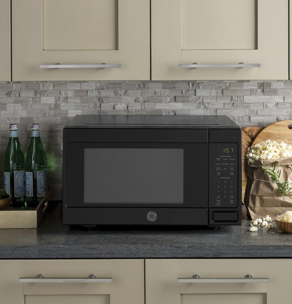 Ge Appliances JES1657DMBB Ge® 1.6 Cu. Ft. Countertop Microwave Oven