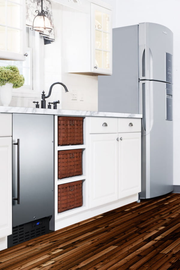 Summit SCFF1842CSSADA 18" Built-In All-Freezer, Ada Compliant