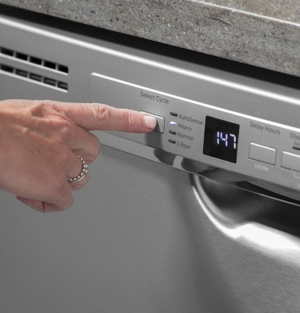 Ge Appliances GDF640HGMBB Ge® Front Control With Stainless Interior Door Dishwasher With Sanitize Cycle & Dry Boost