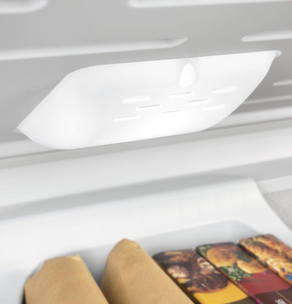 Ge Appliances FCM22DLWW Ge® 21.7 Cu. Ft. Manual Defrost Chest Freezer