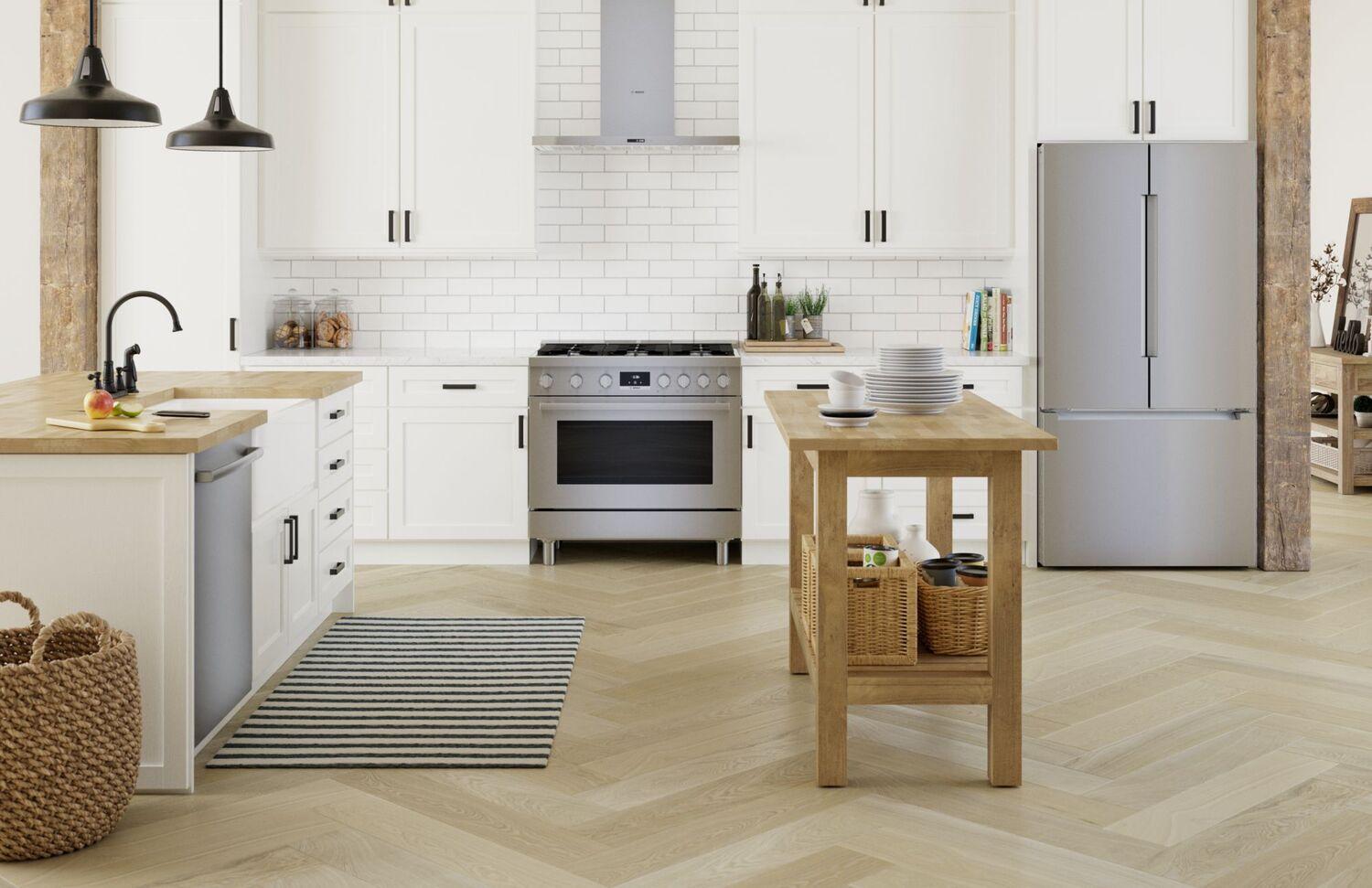 Bosch B36CT81ENS 800 Series French Door Bottom Mount Refrigerator 36" Easy Clean Stainless Steel