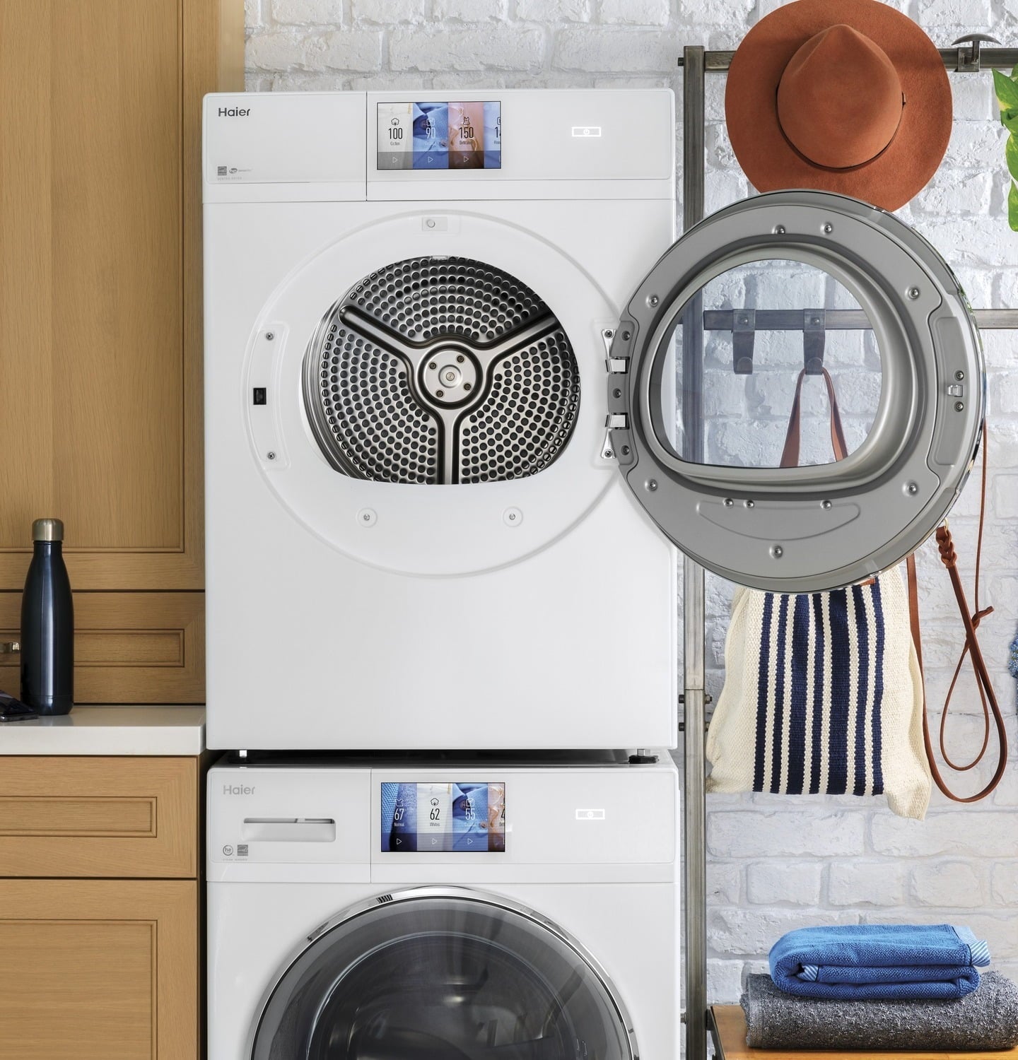 Haier QFD15ESSNWW 4.3 Cu.Ft. Capacity Smart 24" Frontload Electric Dryer With Stainless Steel Basket