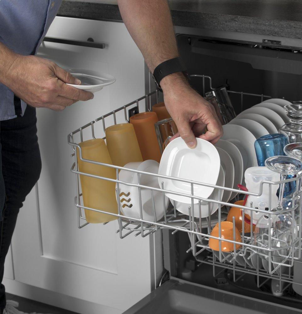 Ge Appliances GDF630PGMWW Ge® Front Control With Plastic Interior Dishwasher With Sanitize Cycle & Dry Boost