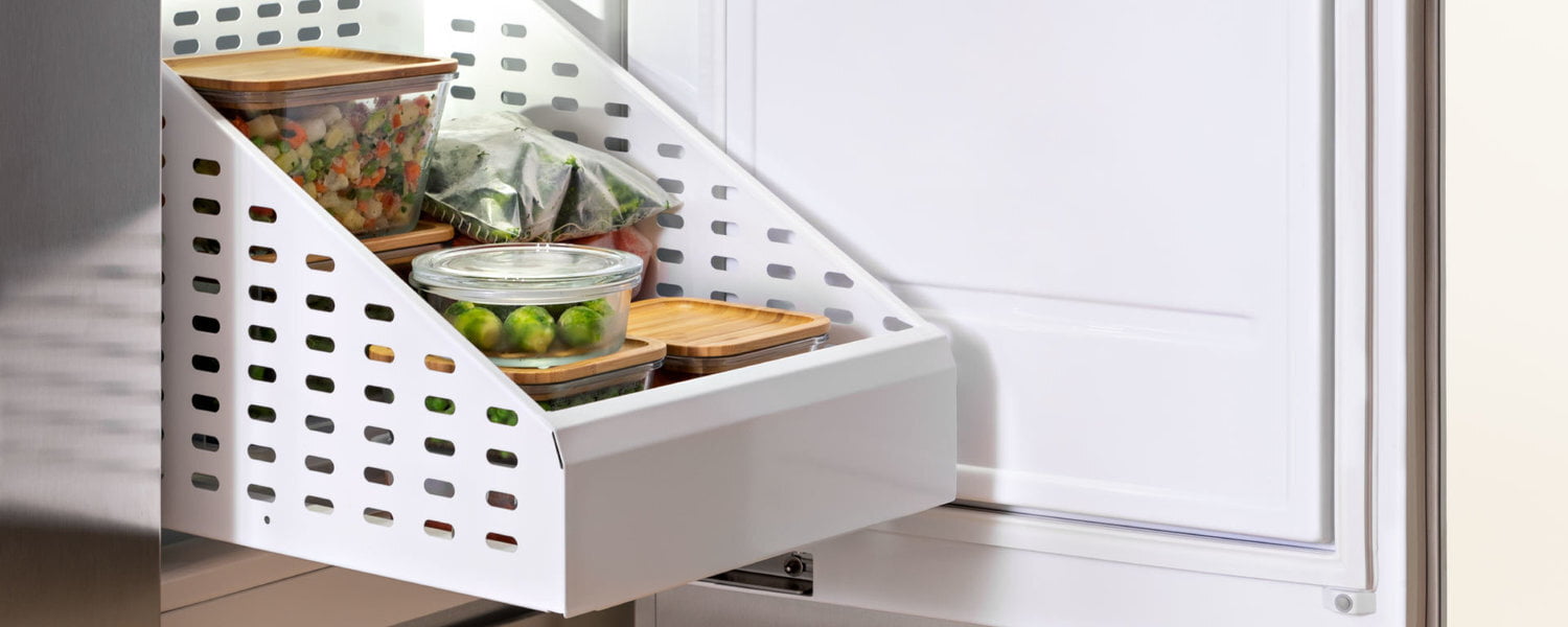 Bertazzoni REF30FCIPRR 30" Built-In Freezer Column Panel Ready - White