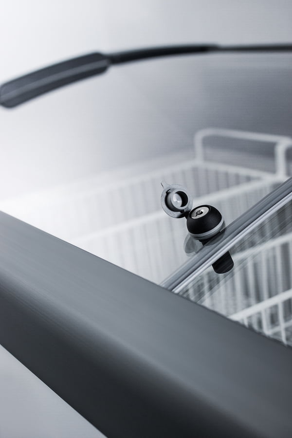 Summit FOCUS106 9.5 Cu.Ft. Chest Freezer