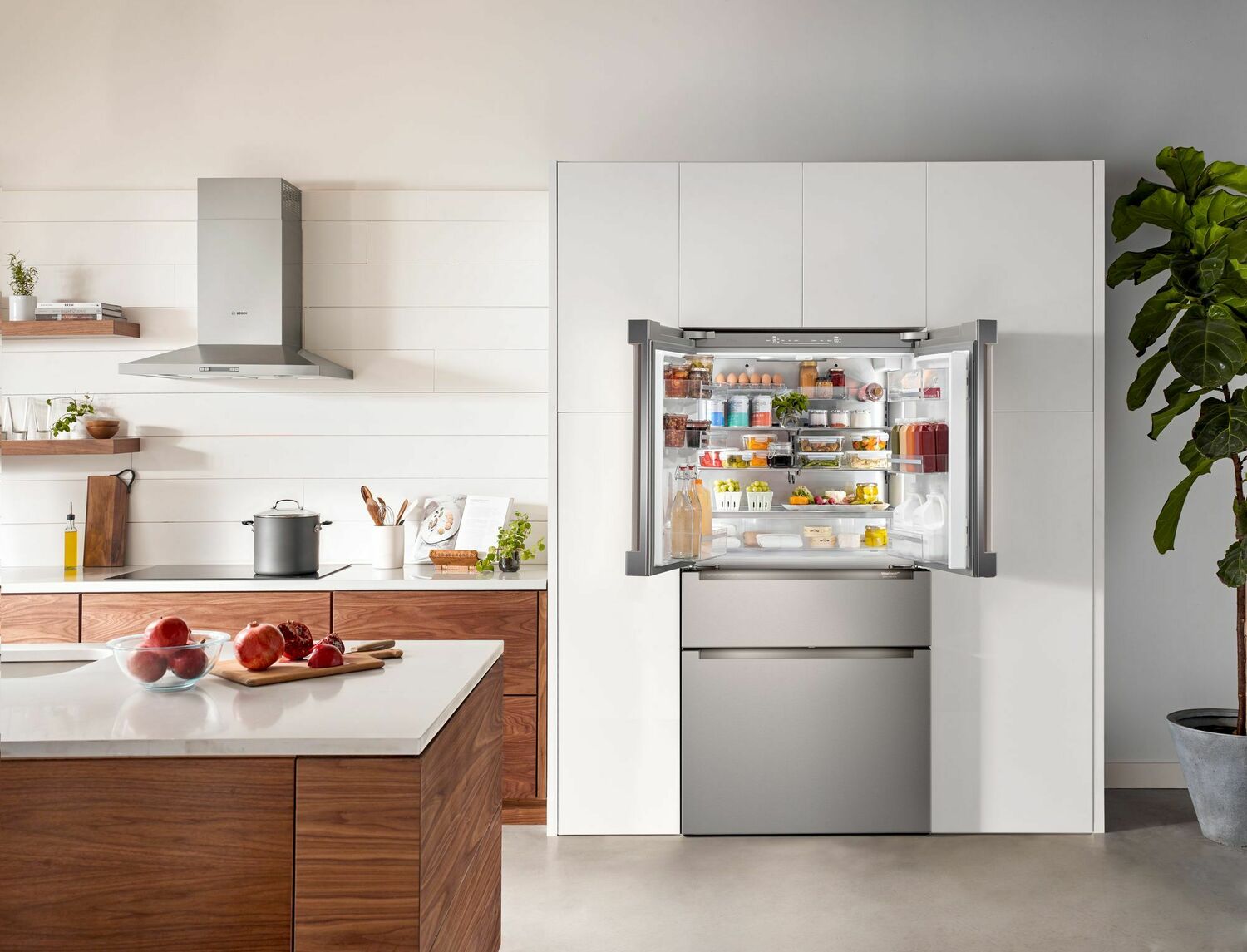 Bosch B36CL80ENS 800 Series French Door Bottom Mount Refrigerator 36'' Easy Clean Stainless Steel B36Cl80Ens
