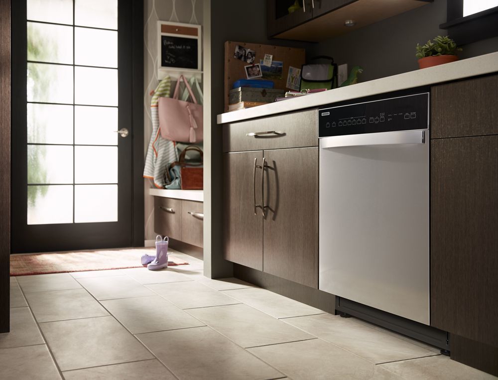 Whirlpool WDF550SAHS Quiet Dishwasher With Stainless Steel Tub