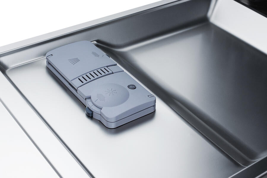 Summit DW18SS2ADA 18" Wide Ada Compliant Energy Star Qualified Dishwasher With Stainless Steel Or Panel-Ready Door, Made In Europe