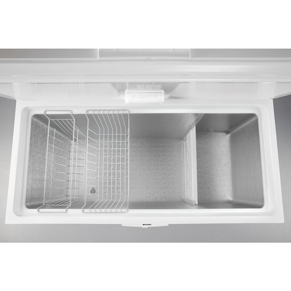 Maytag MZC5216LW Garage Ready In Freezer Mode Chest Freezer With Baskets - 16 Cu. Ft.